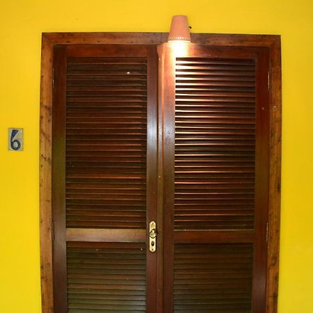 Vila Bonete Hostel Ilhabela Exterior photo