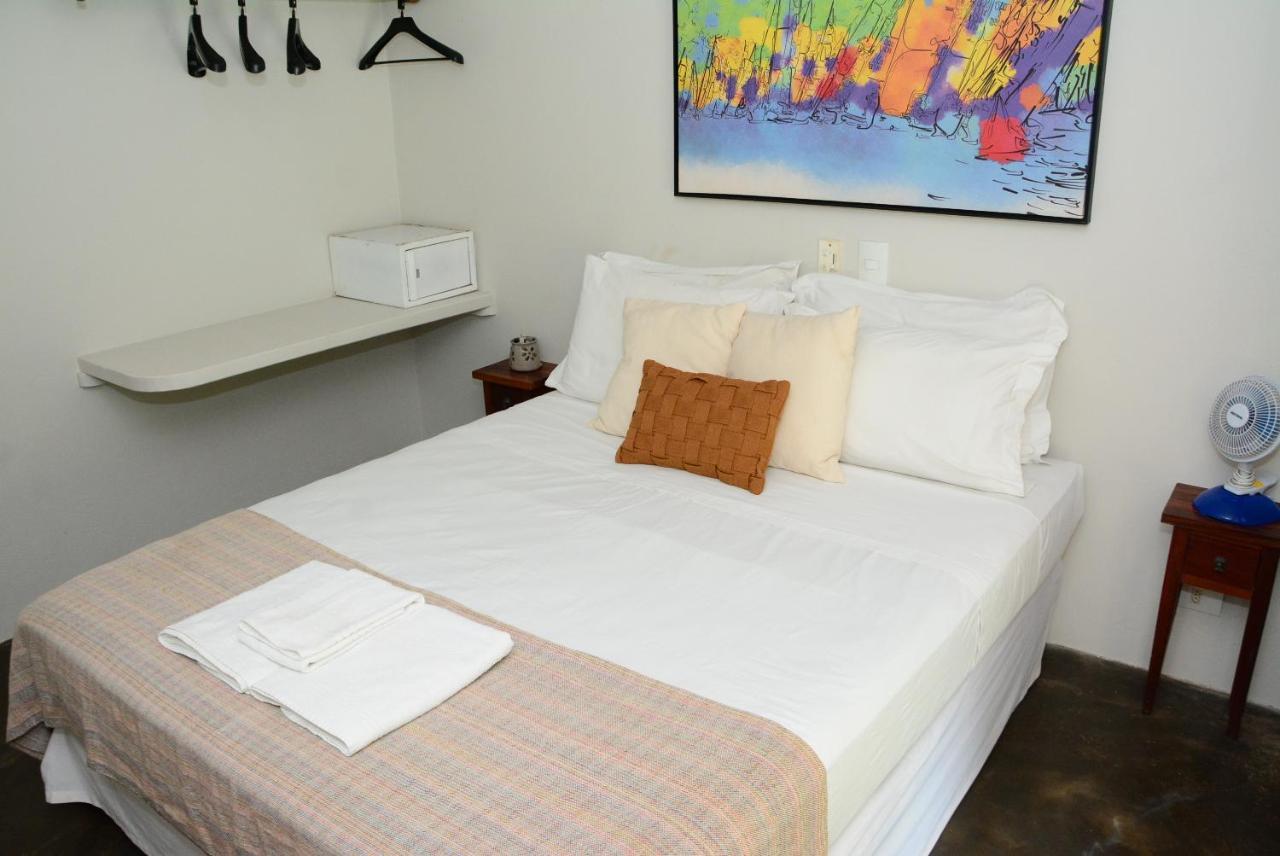 Vila Bonete Hostel Ilhabela Exterior photo