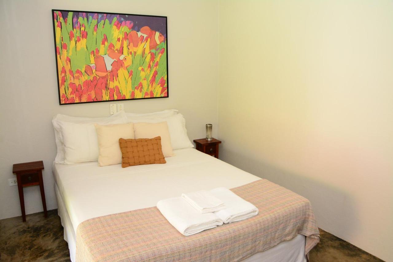 Vila Bonete Hostel Ilhabela Exterior photo